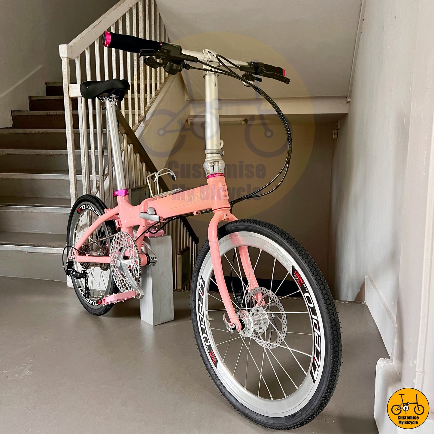 Smooth & Elegant Crius Master 22-Inch Foldable Bicycle β Built for Daily City Commutes