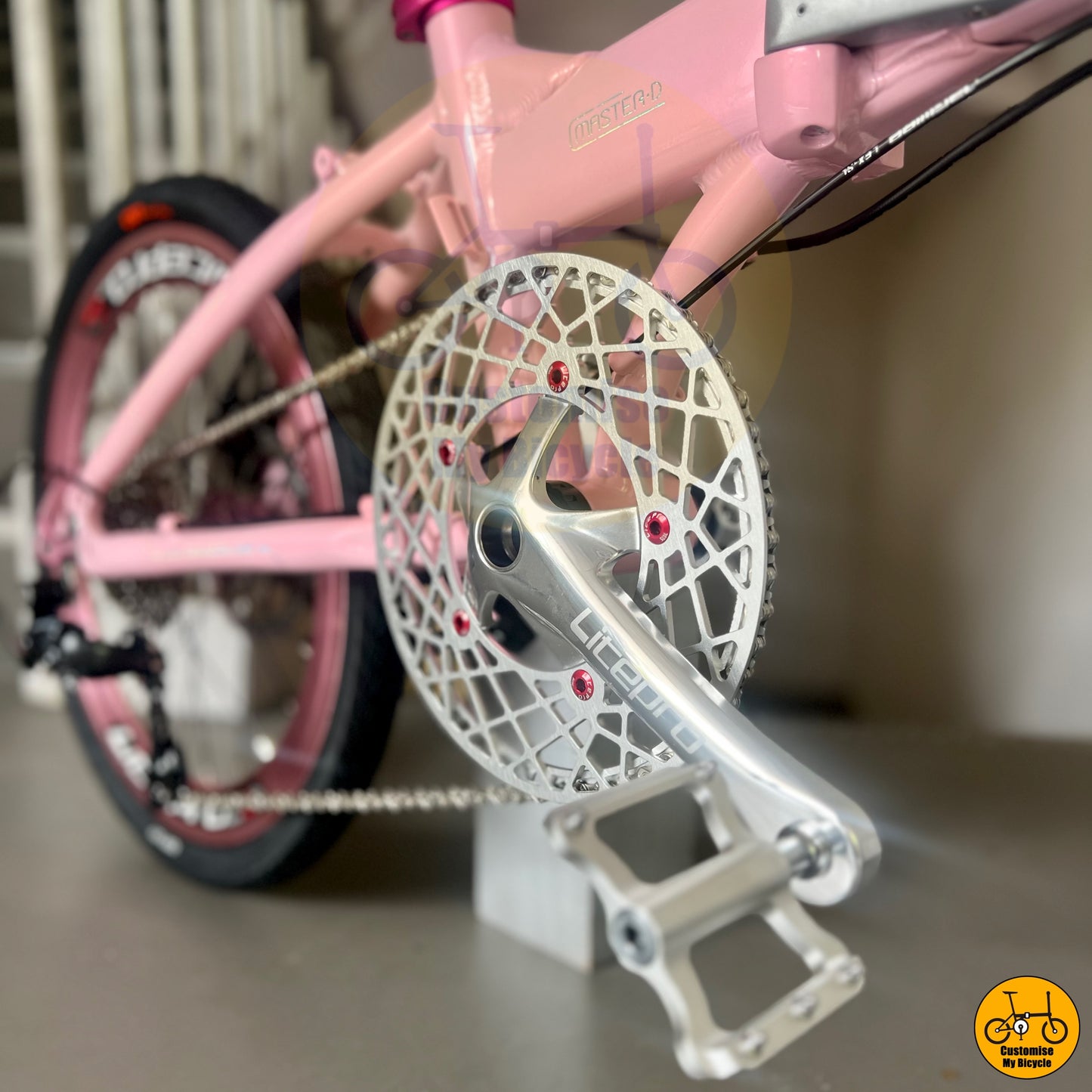 Litepro Hollowtech Crank on Smooth & Speedy Crius Master 20-Inch Foldable Bicycle β A Reliable Ride for Daily Use