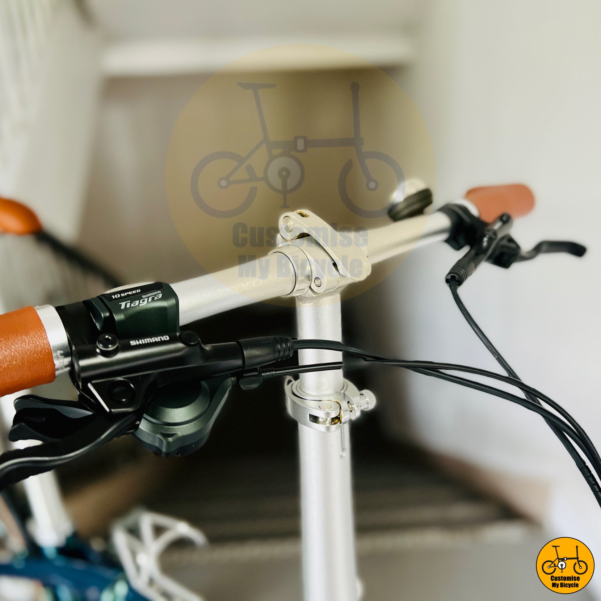 Ergonomic drop handlebars for a stylish and comfortable ride on Crius Velocity foldie