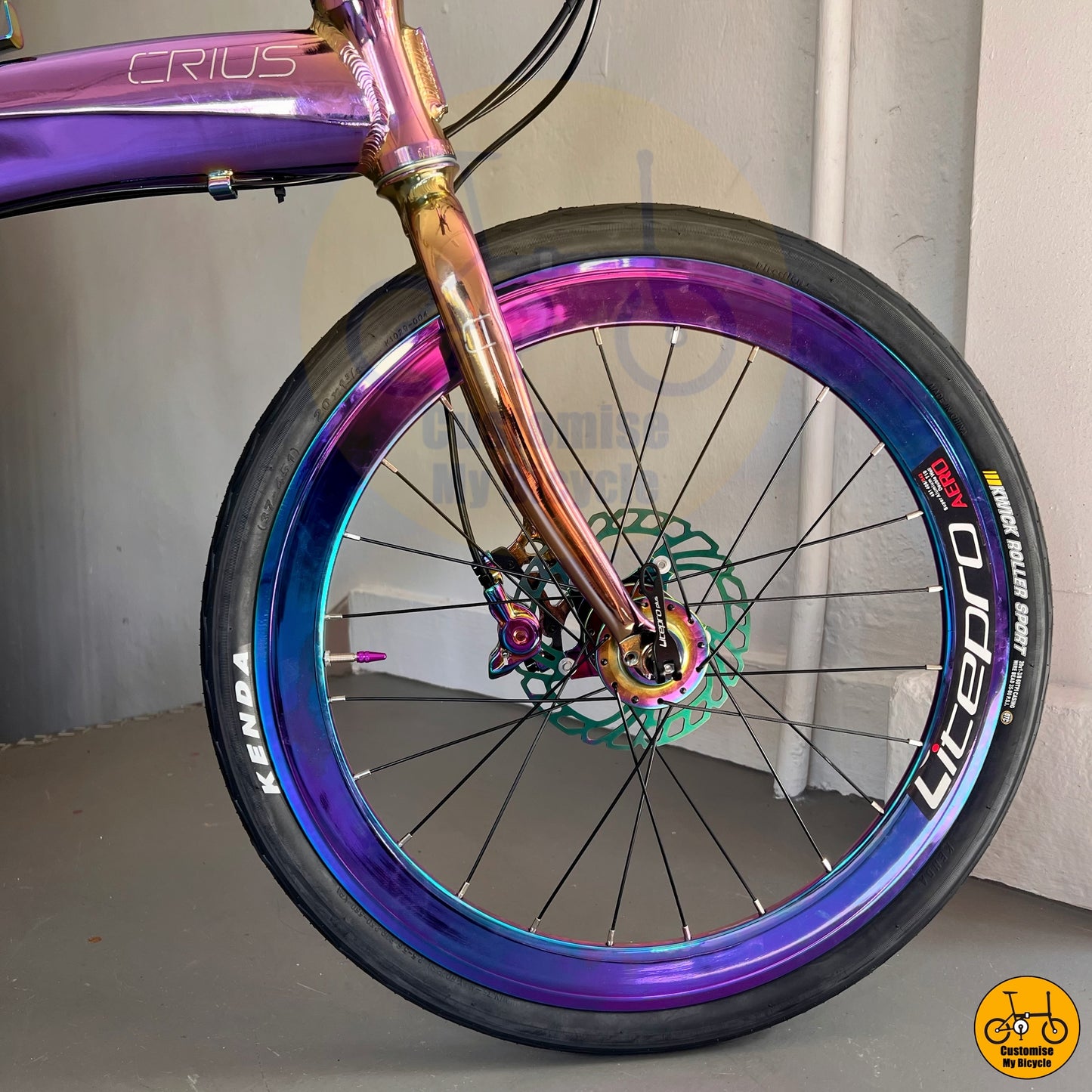 Premium foldie with oil slick Litepro crankset and lightweight alloy frame