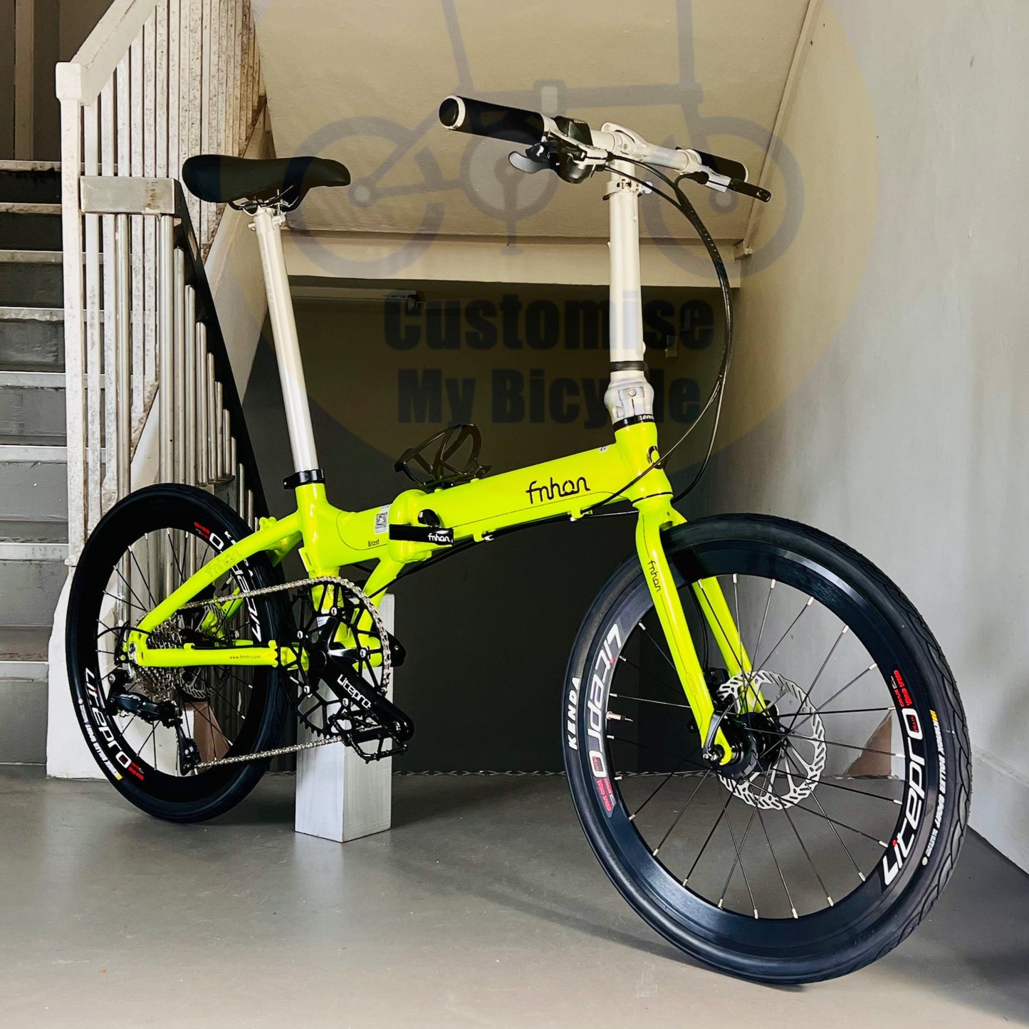 Lemon Green Fnhon Blast 22-Inch Foldable Bike β Smooth & Agile for City Riding