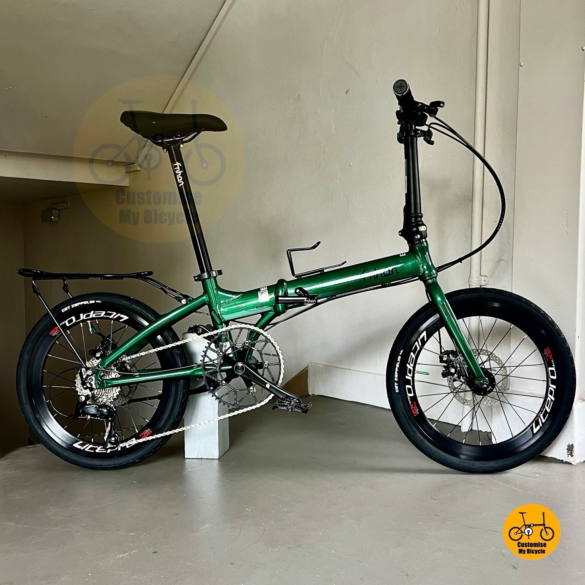 Basikal Lipat Warna Hijau Dengan Rear Rack Dan Gear Shimano 9