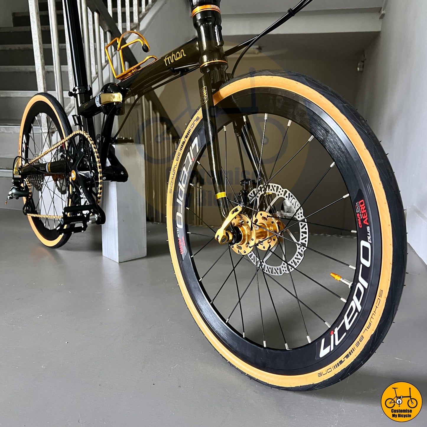 Premium black gold finish with sporty aesthetics and durable construction