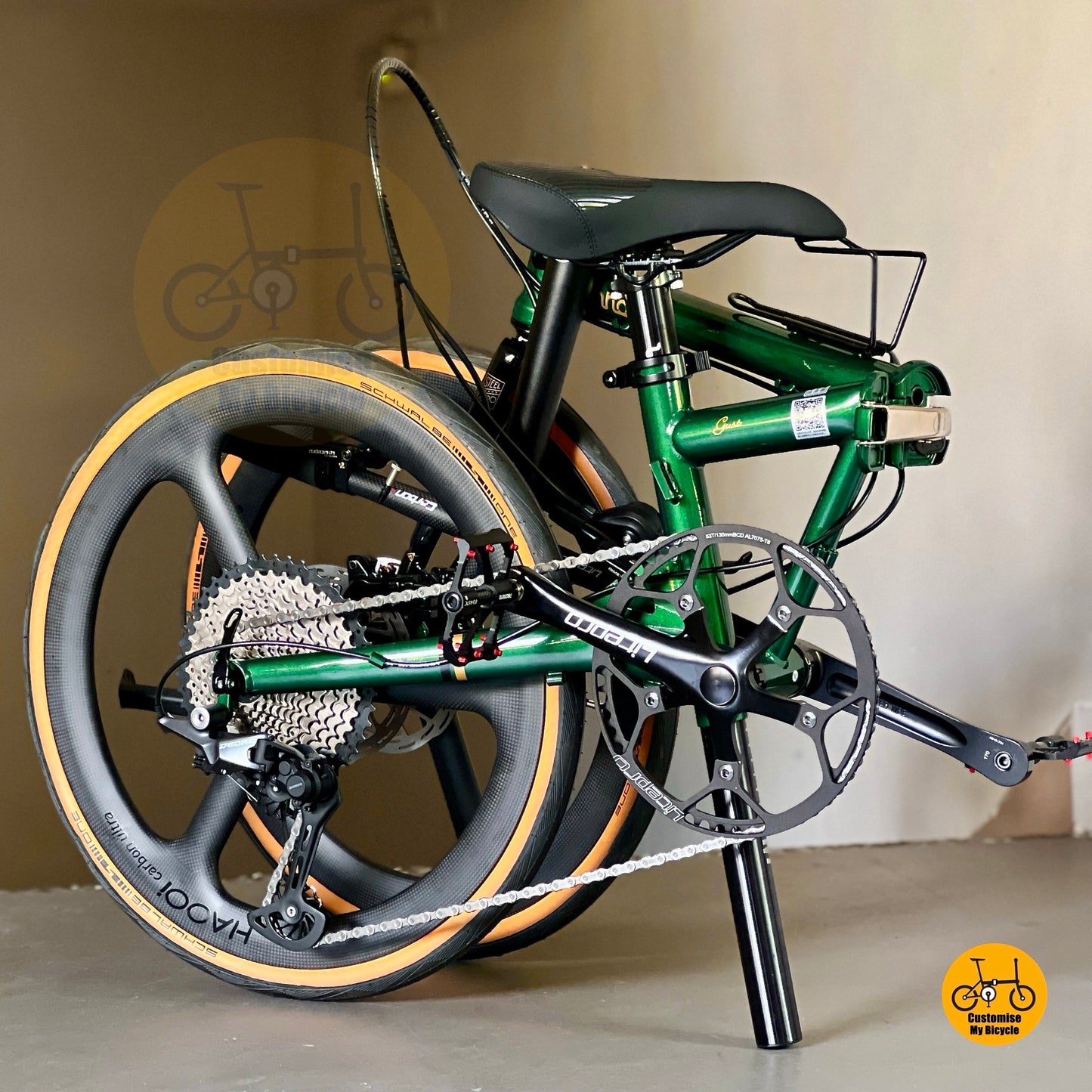 Folding Version of Fnhon Gust folding bike with Schwalbe One tyres and Litepro crank