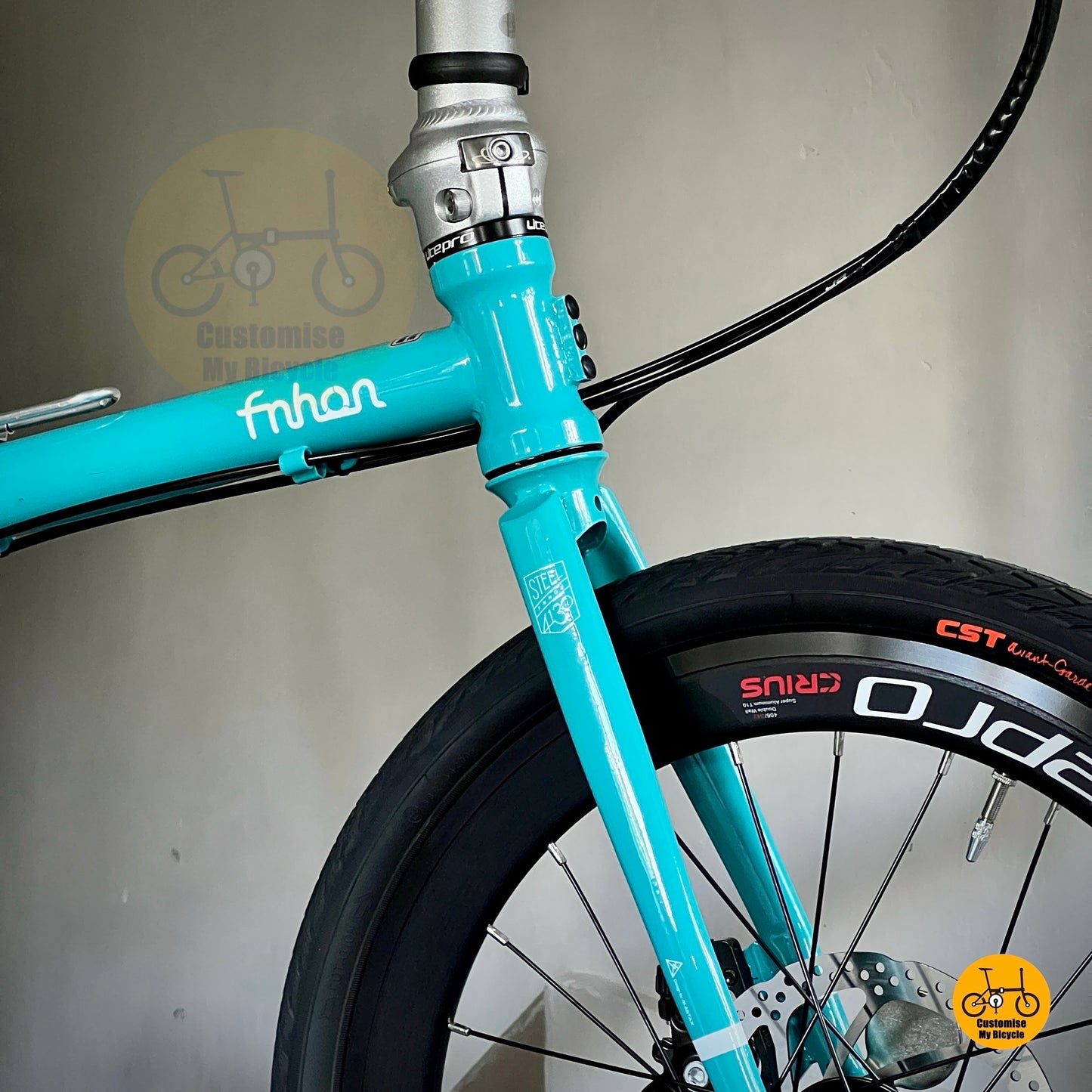 Compact folding bike for MRT commute