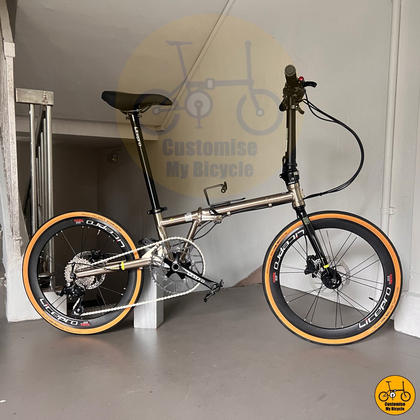 Foldable Bicycle With Hydraulic Brake System And Litepro Aero Wheels For Tan Wall Tyre Fans