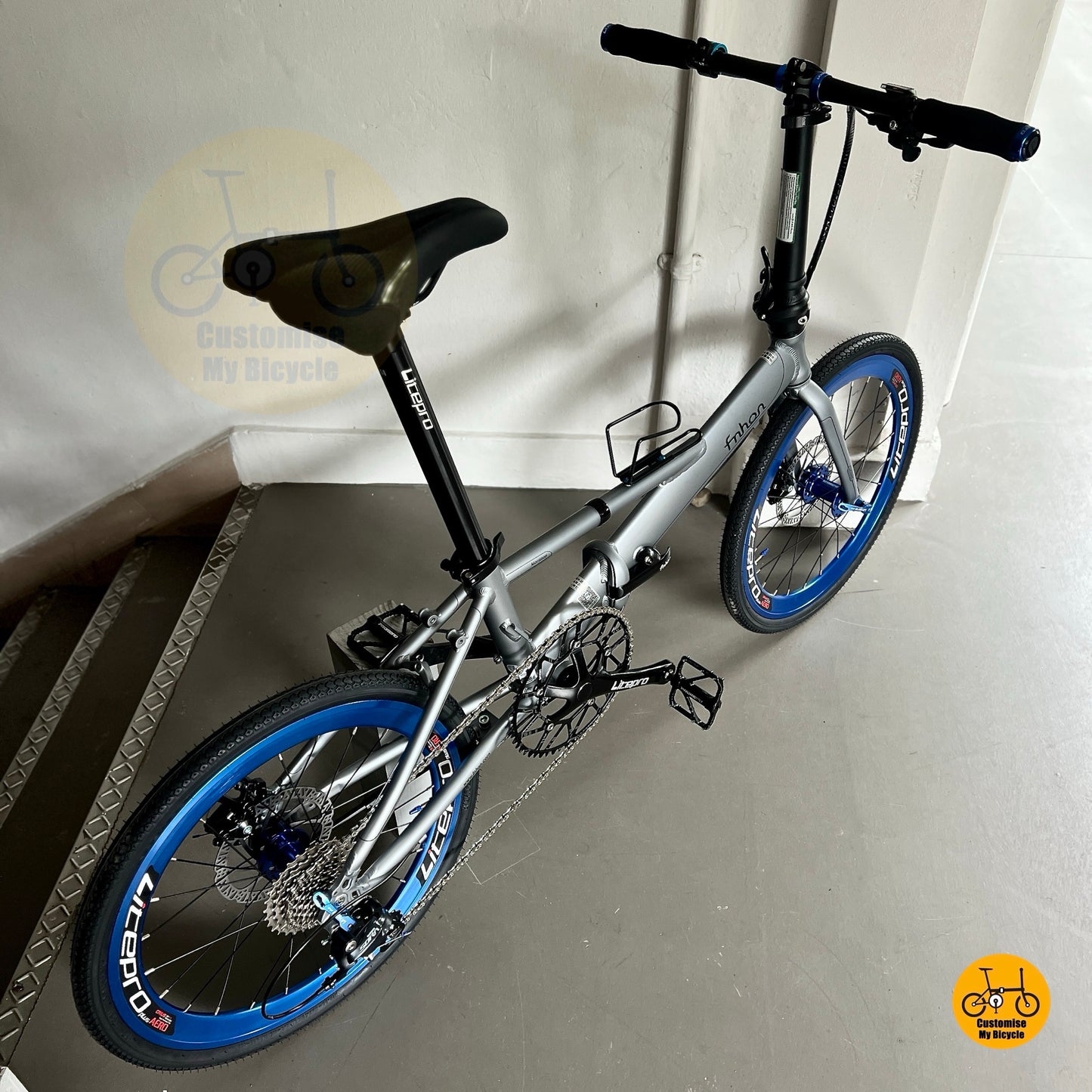 Fnhon Monsoon 22" β’ Shimano 9s β’ Battleship Grey