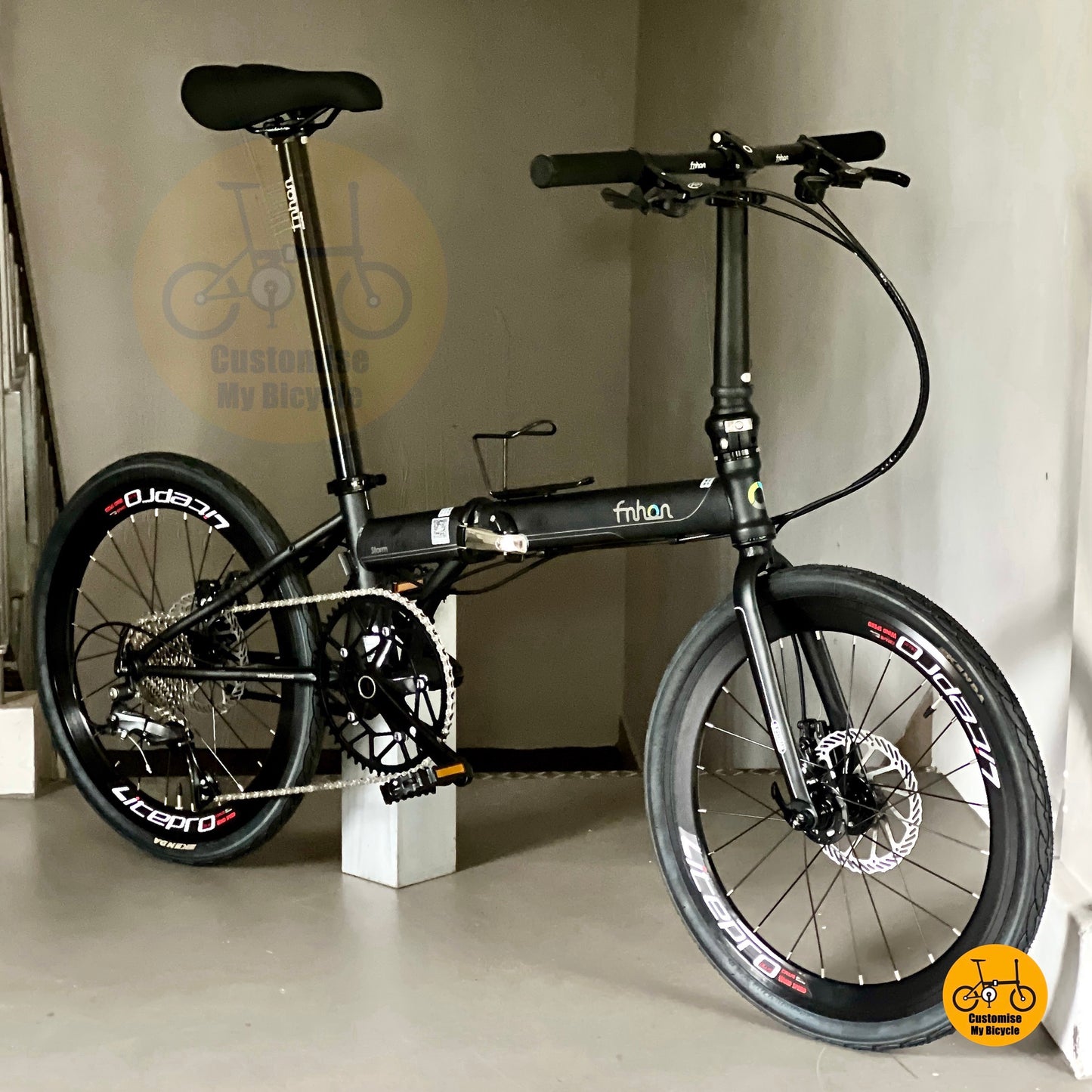 Sepeda Lipat Fnhon Storm 22 Inci Matte Black Shimano 9s Ringkas PCN Ready