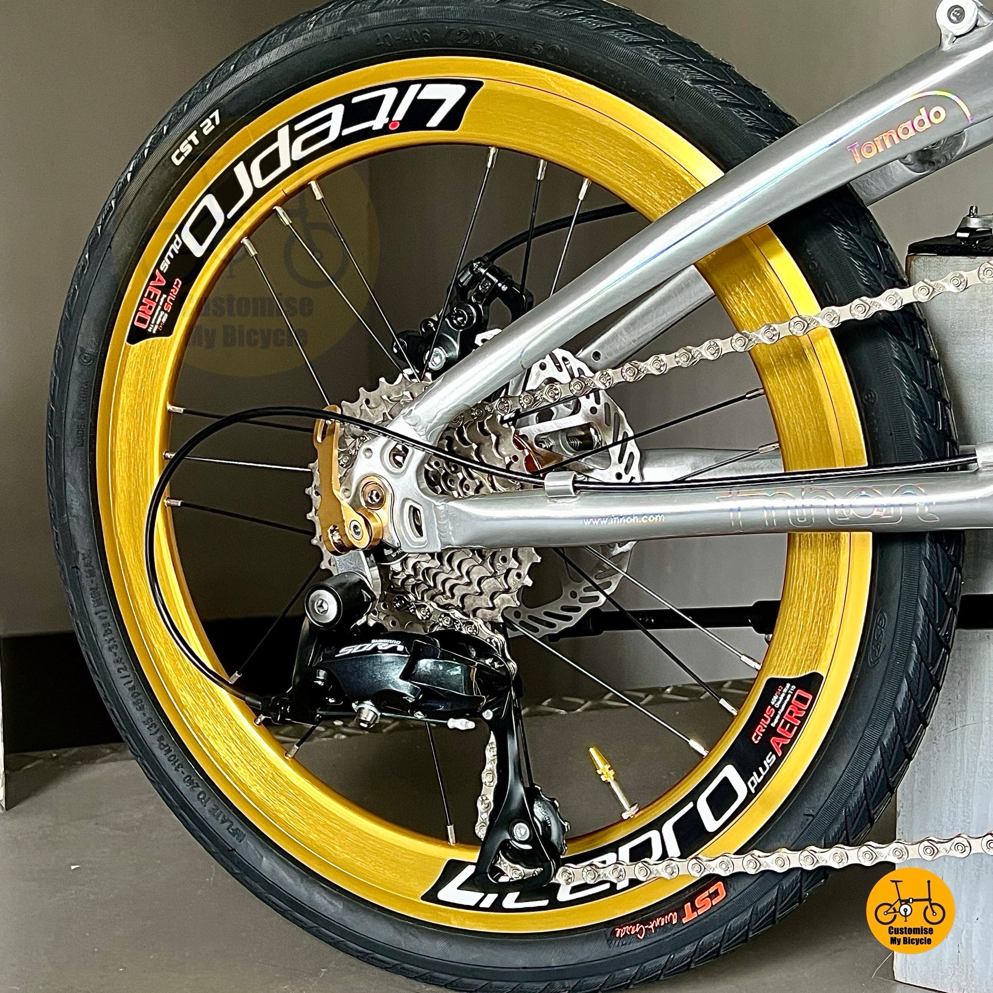 Close up of Shimano 9 gears on Fnhon Tornado Polished Silver