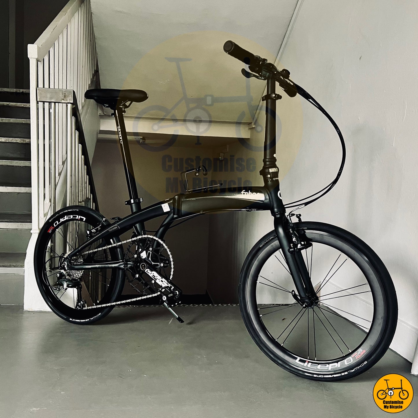 All-Black Fnhon Tornado 22-Inch Folding Bike – Versatile & Travel-Friendly