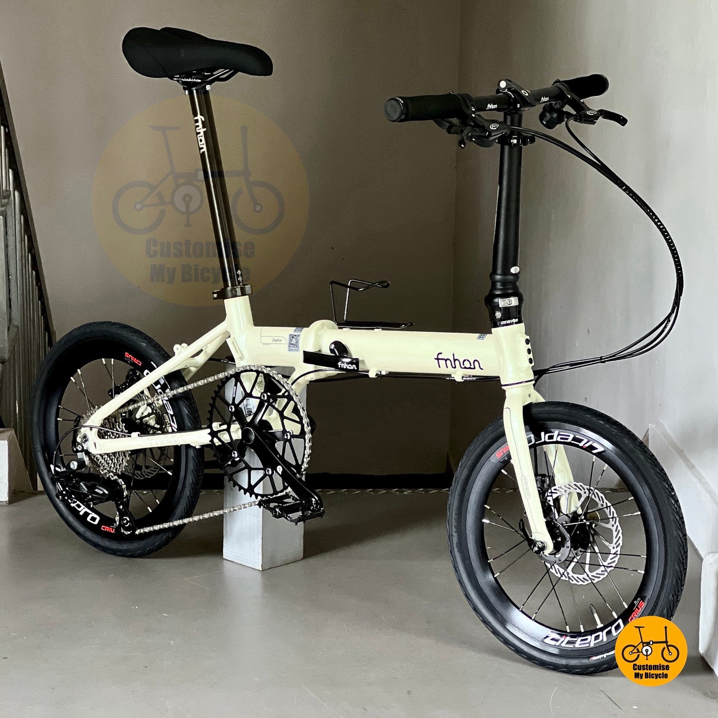 Lightweight Fnhon Zephyr 18 inch Beige foldie with Sensah 9s and Litepro wheels