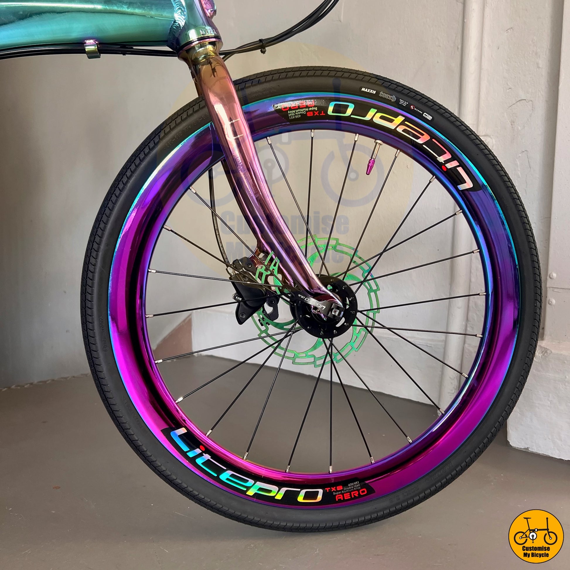 Aurora-themed frame with a reflective rainbow finish for a unique look
