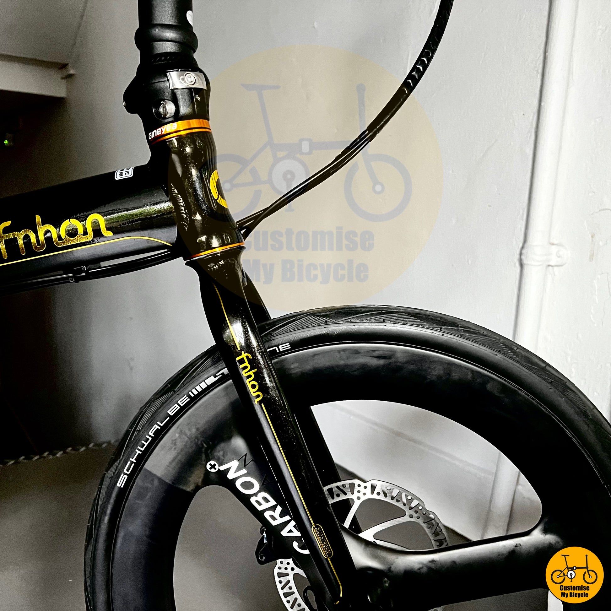 Loud Hub Lightweight & Fast – Fnhon Blast 20” Black Gold Foldable Bicycle for City Rides
