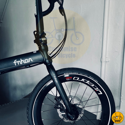 Schwalbe Marathon 406 tyres on Matte Black Fnhon Blast 20-Inch Foldable Bike – A Strong Alternative to Brompton
