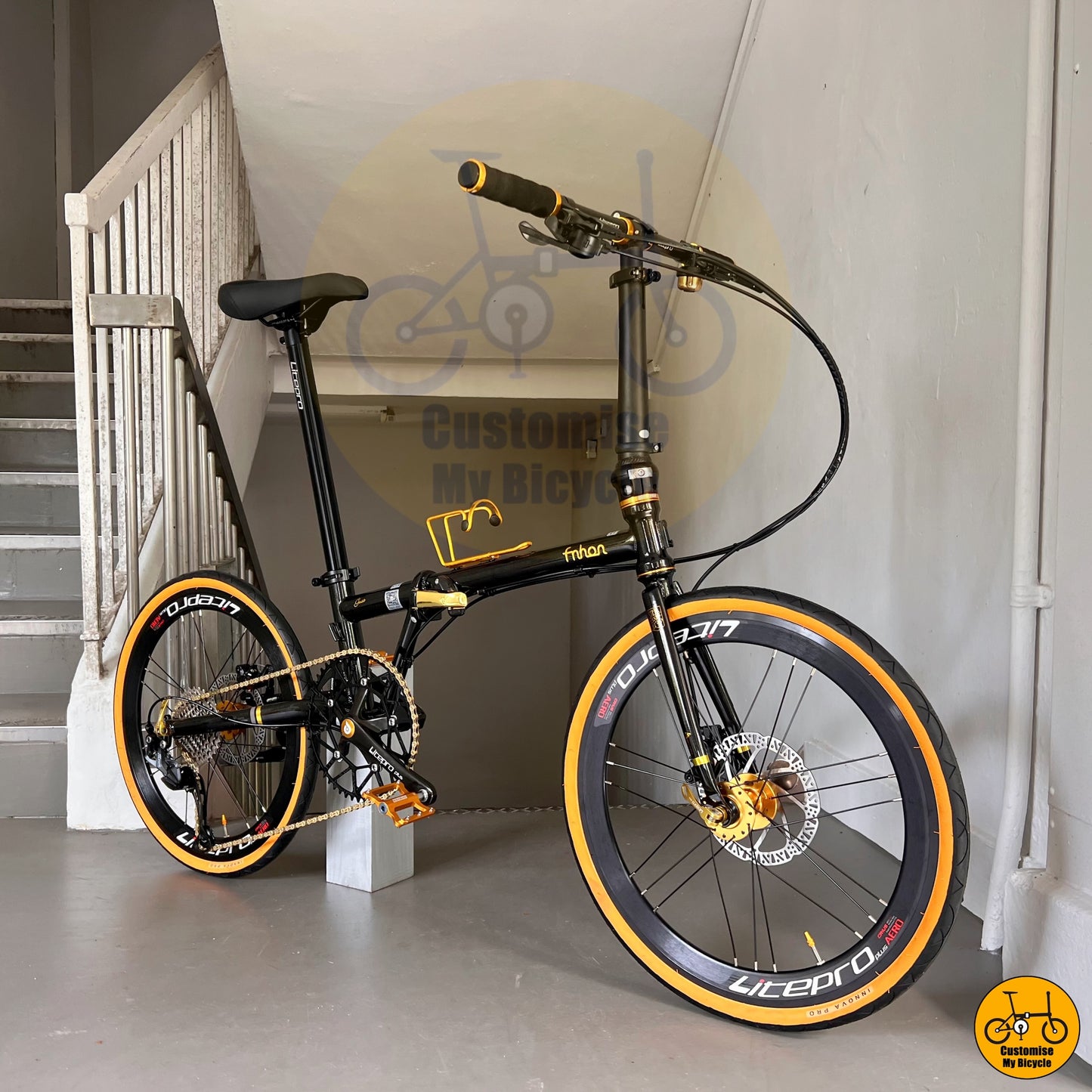 Fnhon Gust 22” • Shimano 9s • Black Gold
