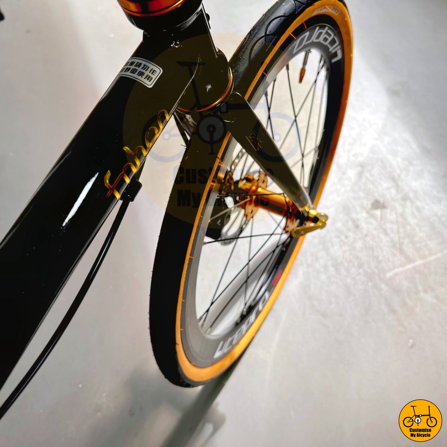 Fnhon Gust 22” • Shimano 9s • Black Gold