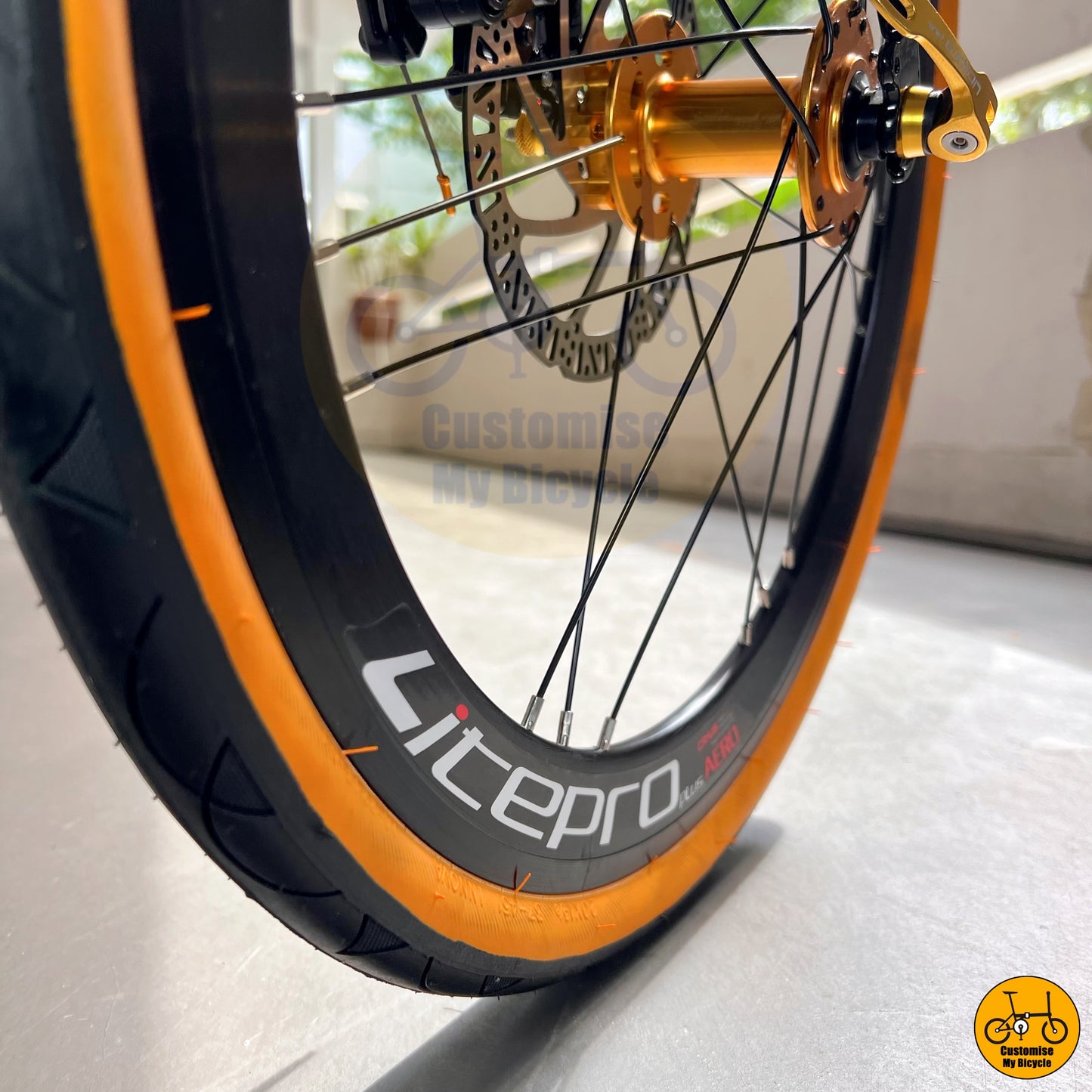 Fnhon Gust 22” • Shimano 9s • Black Gold