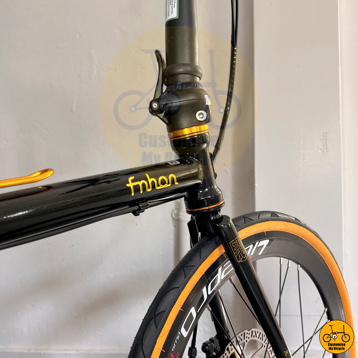 Fnhon Gust 22” • Shimano 9s • Black Gold