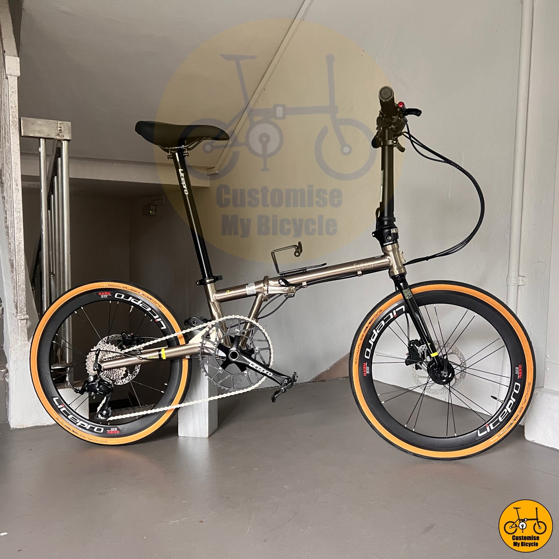 Foldable Bicycle With Hydraulic Brake System And Litepro Aero Wheels For Tan Wall Tyre Fans
