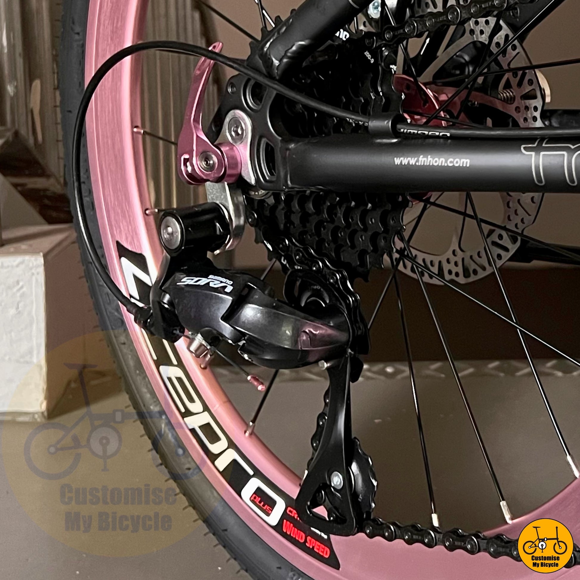 9 Gears on Ladies’ City Bike – Lightweight, Smooth & Stylish
